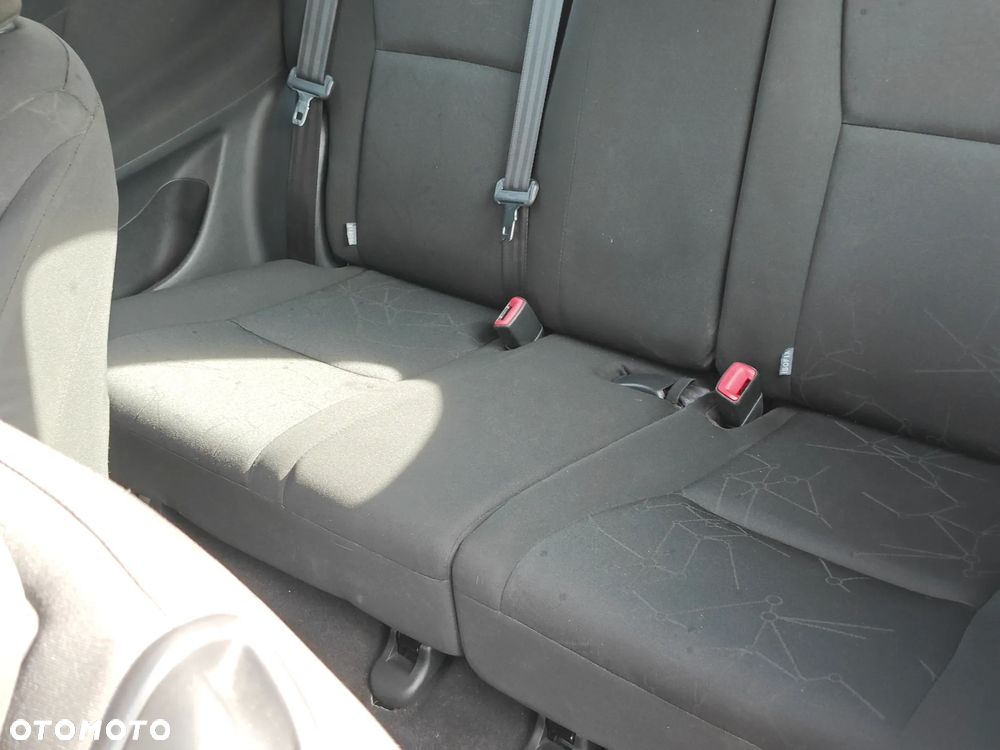 Toyota Auris 1.4 D-4D Luna - 8