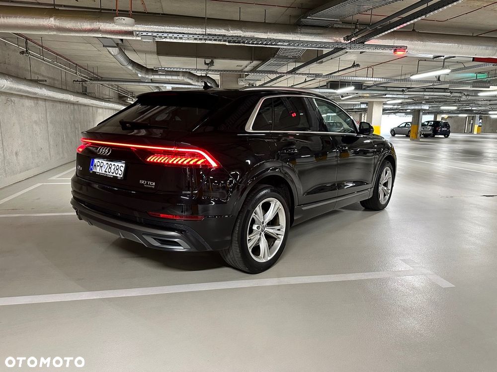Audi Q8 - 6