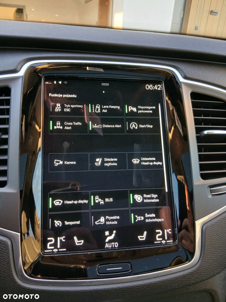 Volvo XC 90 - 37