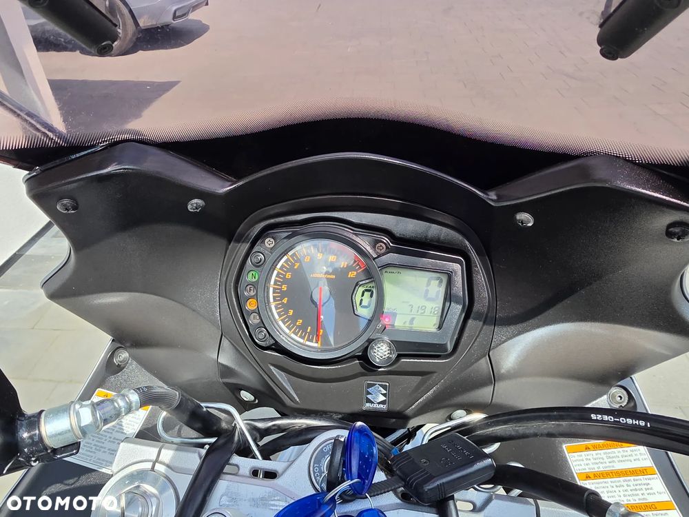 Suzuki GSX - 9