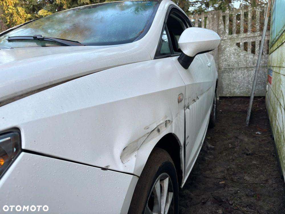 Seat Ibiza SC 1.2 TSI CONNECT - 12