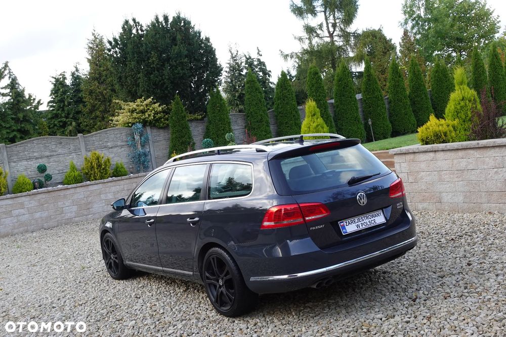 Volkswagen Passat - 2