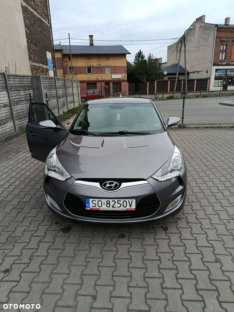 Hyundai Veloster 1.6 GDI Comfort - 2