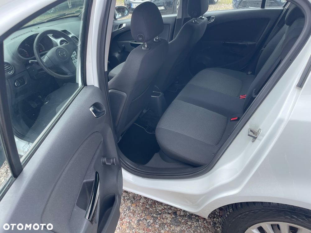 Opel Corsa 1.2 16V Enjoy - 10