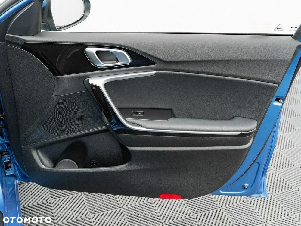 Kia Ceed 1.5 T-GDI Tribute DCT - 30