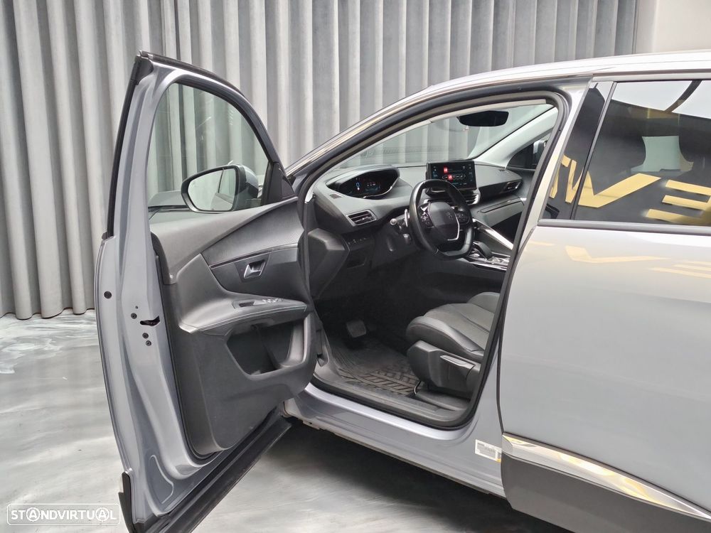 Peugeot 3008 1.6 Hybrid Allure Pack e-EAT8 - 8