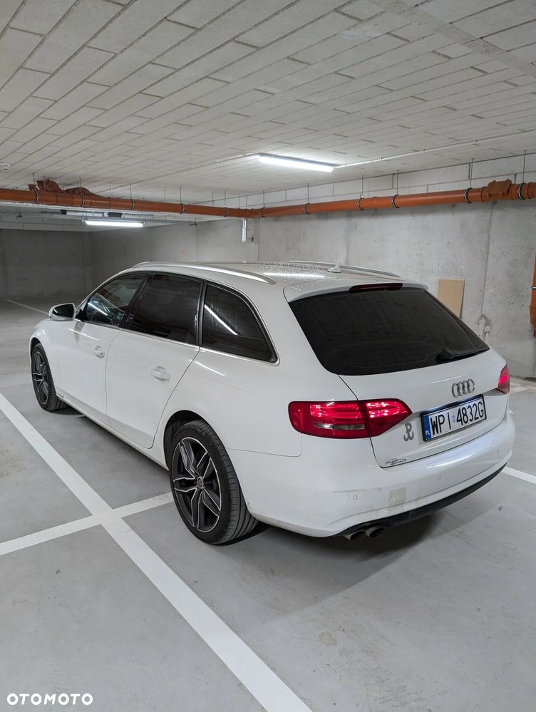 Audi A4 Avant 2.0 TDI Multitronic - 12