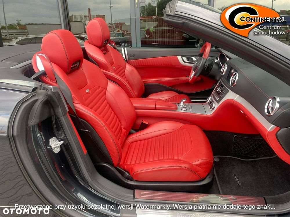 Mercedes-Benz SL - 10