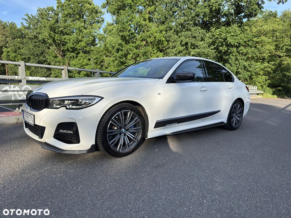 BMW Seria 3 330i - 9