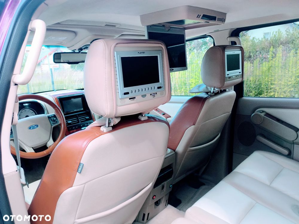 Ford Explorer 4.6 4WD - 7