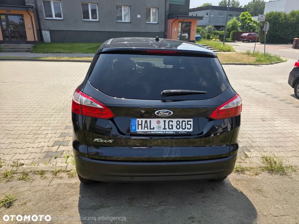 Ford Focus 1.6 TDCi DPF SYNC Edition - 5
