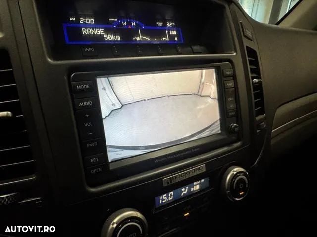 Mitsubishi Pajero 3.2 DI-D Automatik Edition 25 - 13