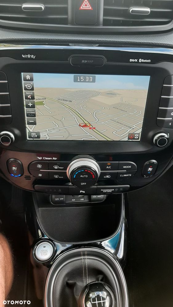 Kia Soul 1.6 CRDI L Business Line - 31