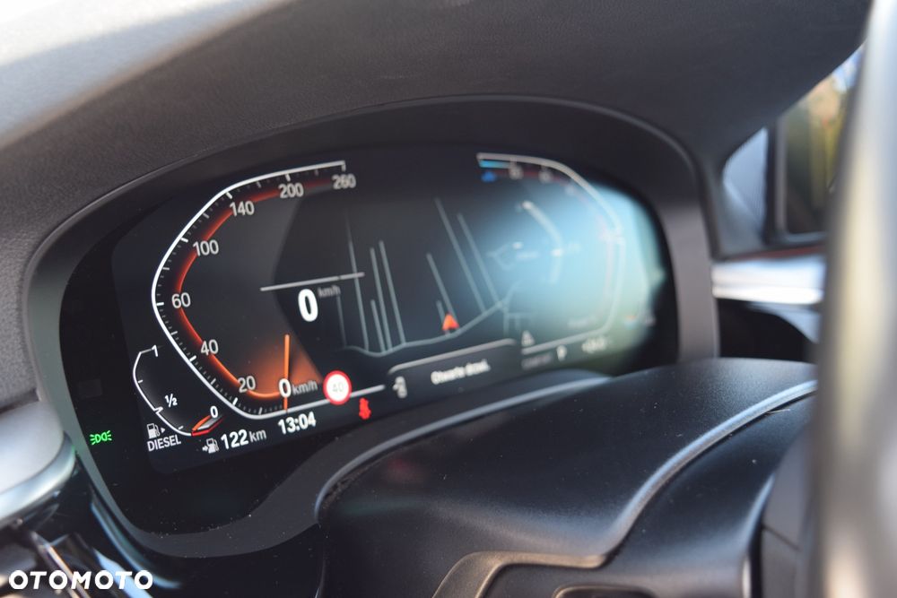 BMW Seria 5 520d Touring M Sport Edition - 25