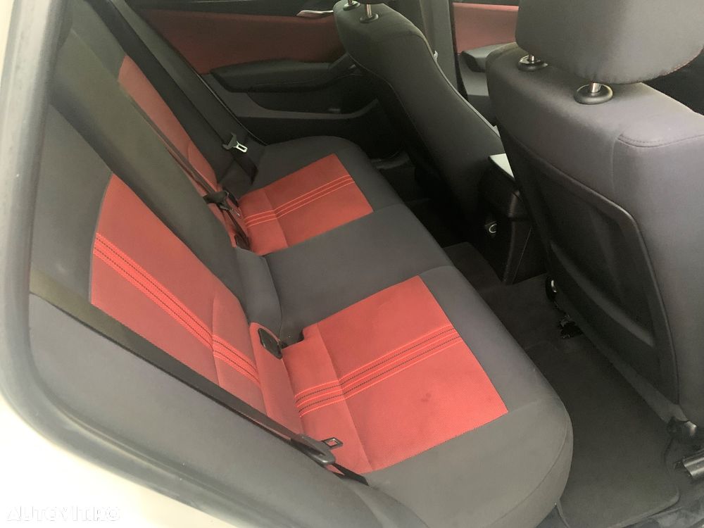 BMW X1 xDrive20d - 14