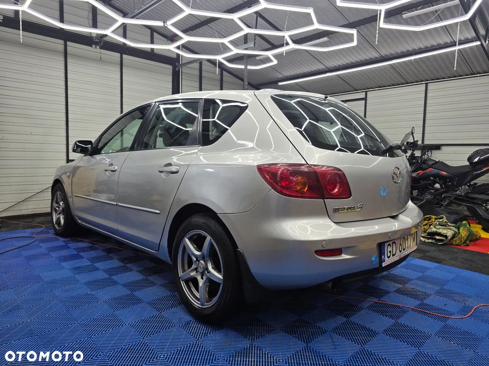 Mazda 3 1.6 16V Exclusive - 11