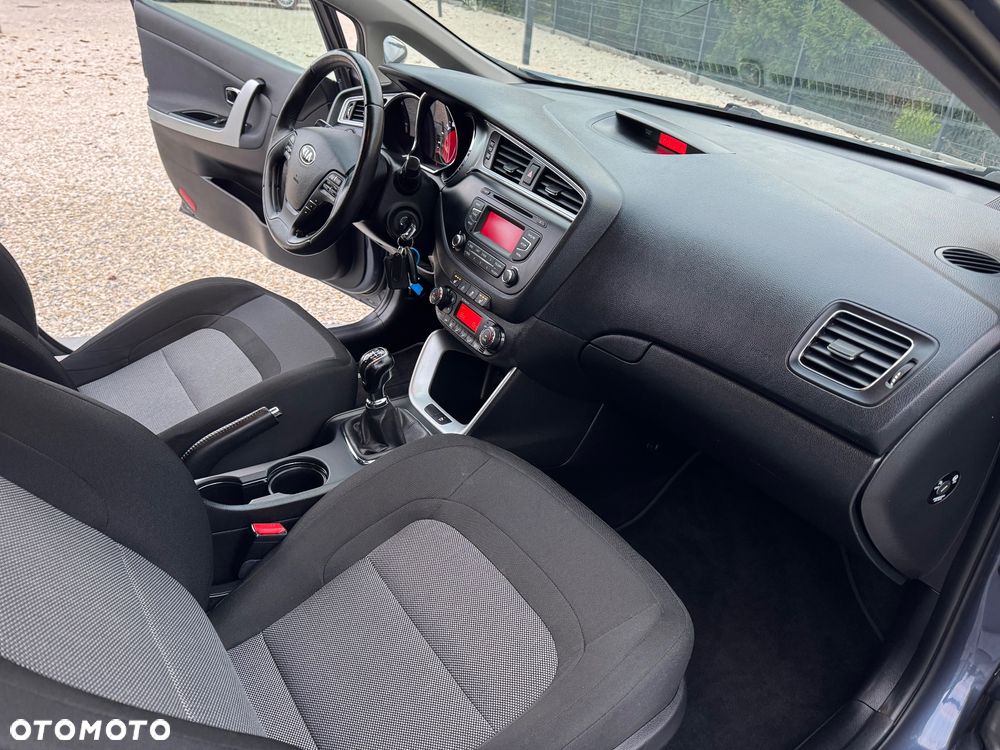 Kia Ceed SW 1.6 CRDi Vision - 29