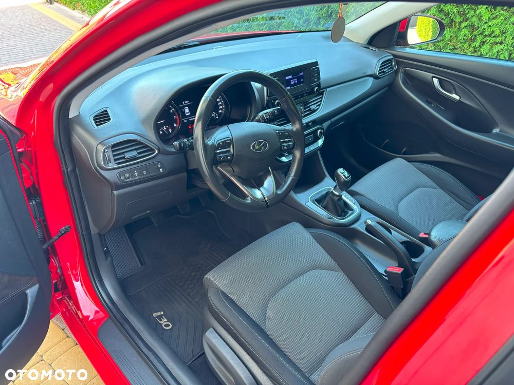 Hyundai i30 1.5 DPI Modern - 9
