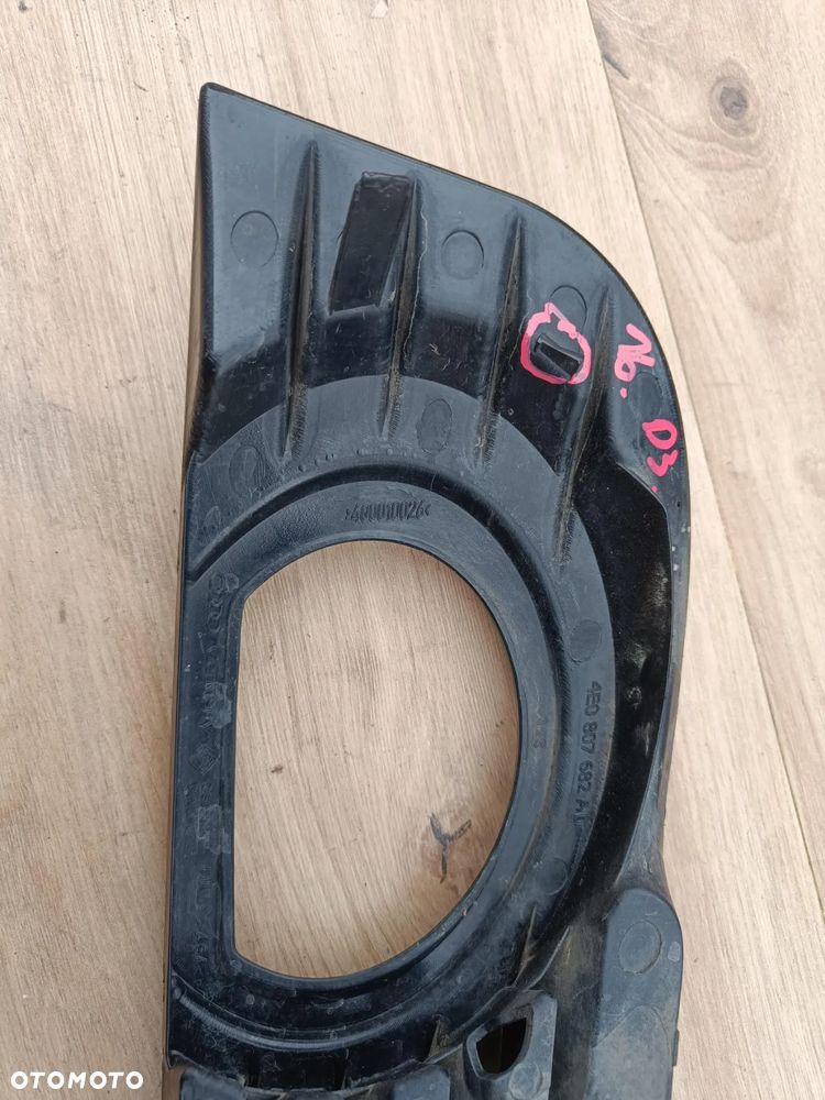 AUDI A8 D3 LIFT KRATKA ZDERZAKA PRAWA 4E0807682AD - 6