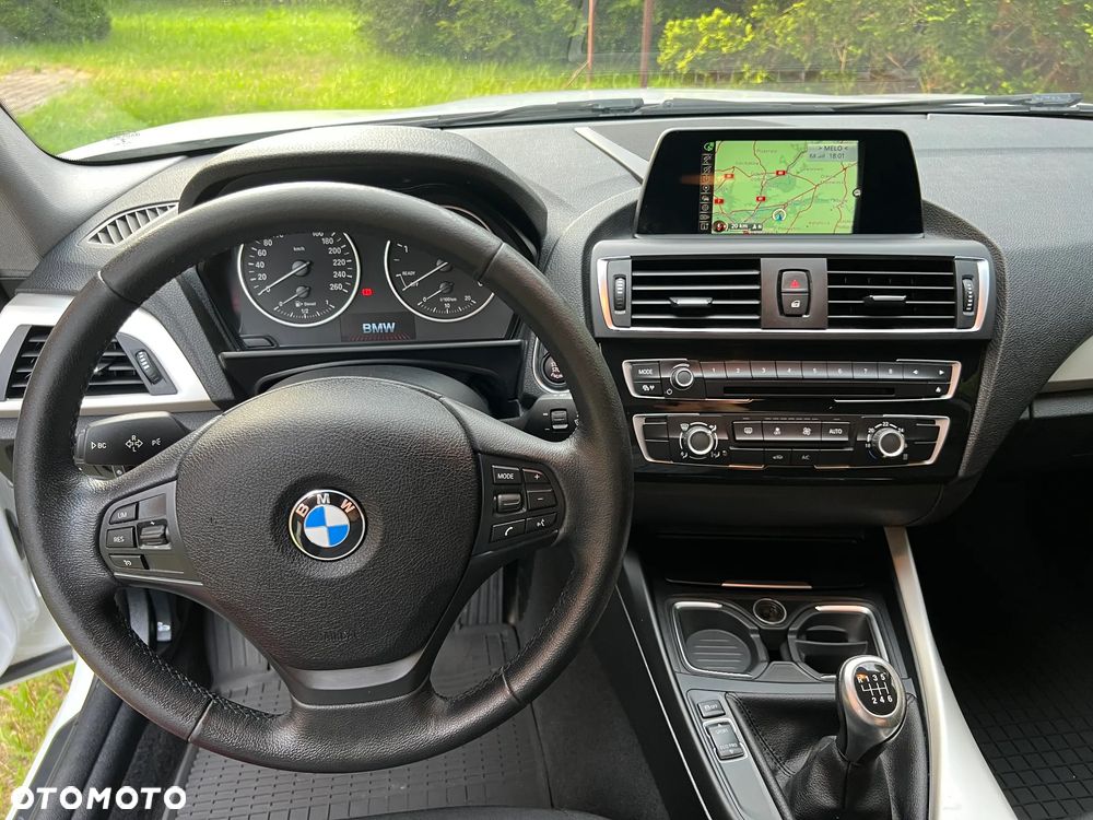 BMW Seria 1 118d Edition Metropolitan - 9