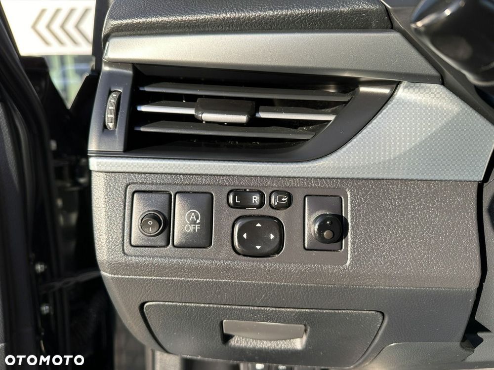 Toyota Avensis 2.0 D-4D Selection - 31