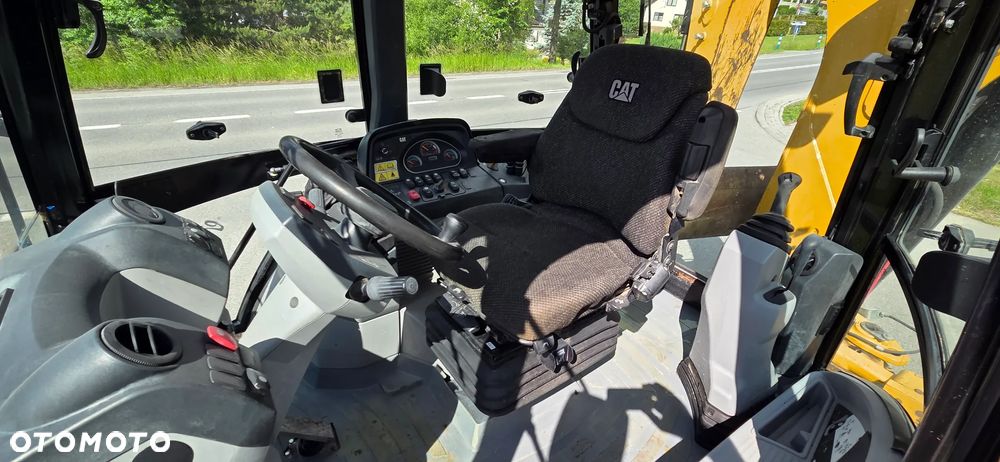 Caterpillar 432E  Joystick - 11