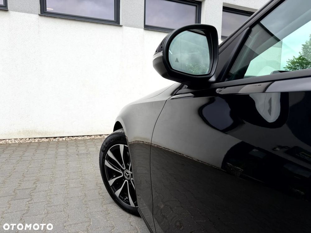 Mercedes-Benz Klasa C 180 9G-TRONIC Edition Avantgarde - 39