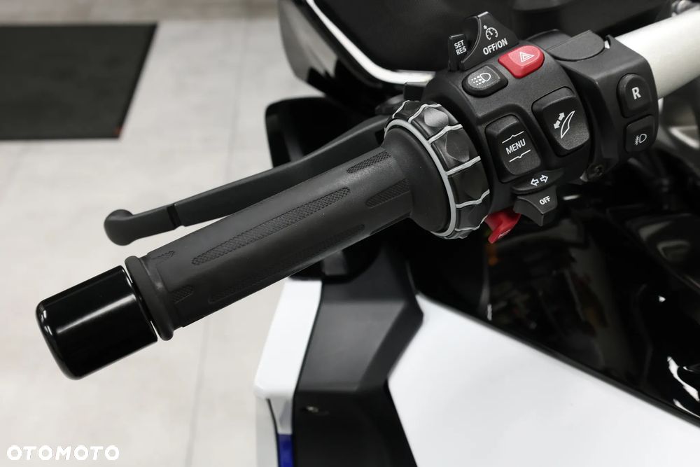 BMW K - 19