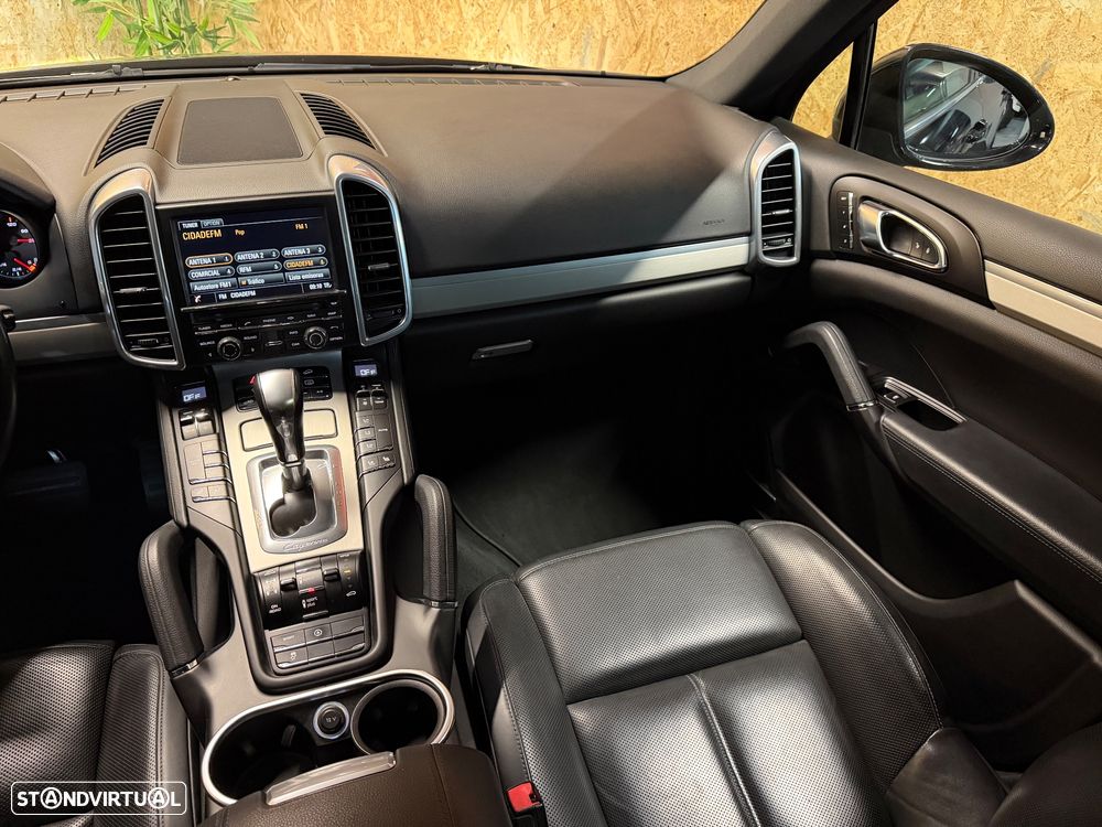 Porsche Cayenne 3.0 V6 - 22