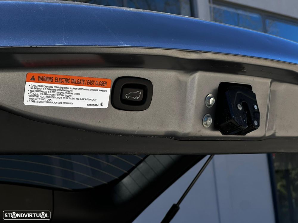 Mitsubishi Outlander 2.0 4WD - 19