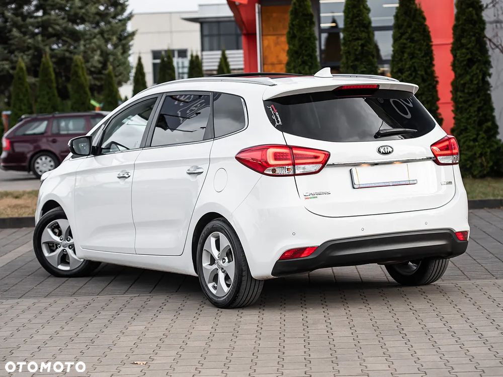 Kia Carens 1.7 CRDi L DCT - 9