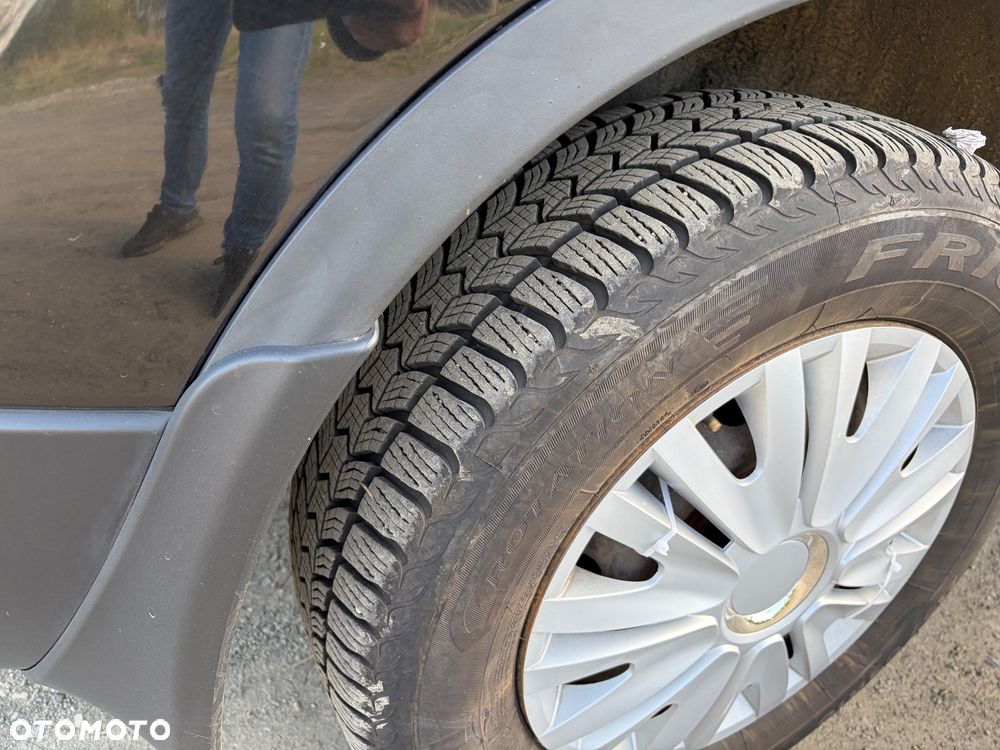 Nissan Qashqai+2 - 12