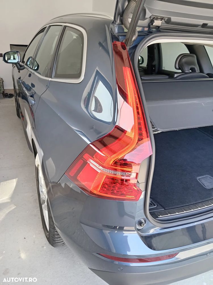 Volvo XC 60 D4 Momentum Pro - 10