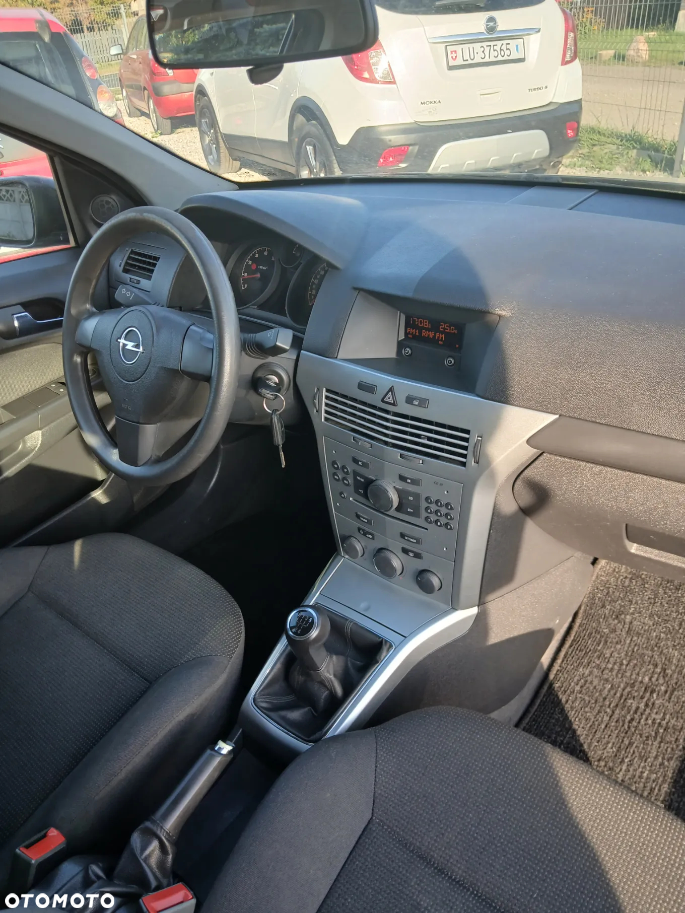 Opel Astra 1.4 Caravan - 19