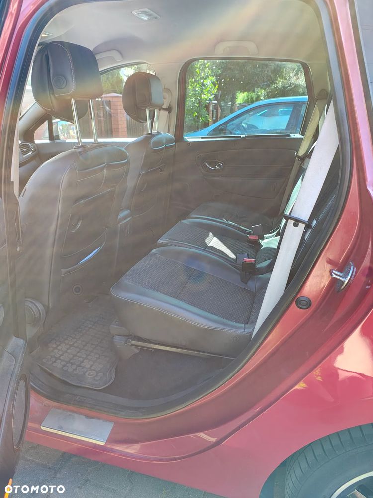 Renault Grand Scenic dCi 150 FAP Bose Edition - 12