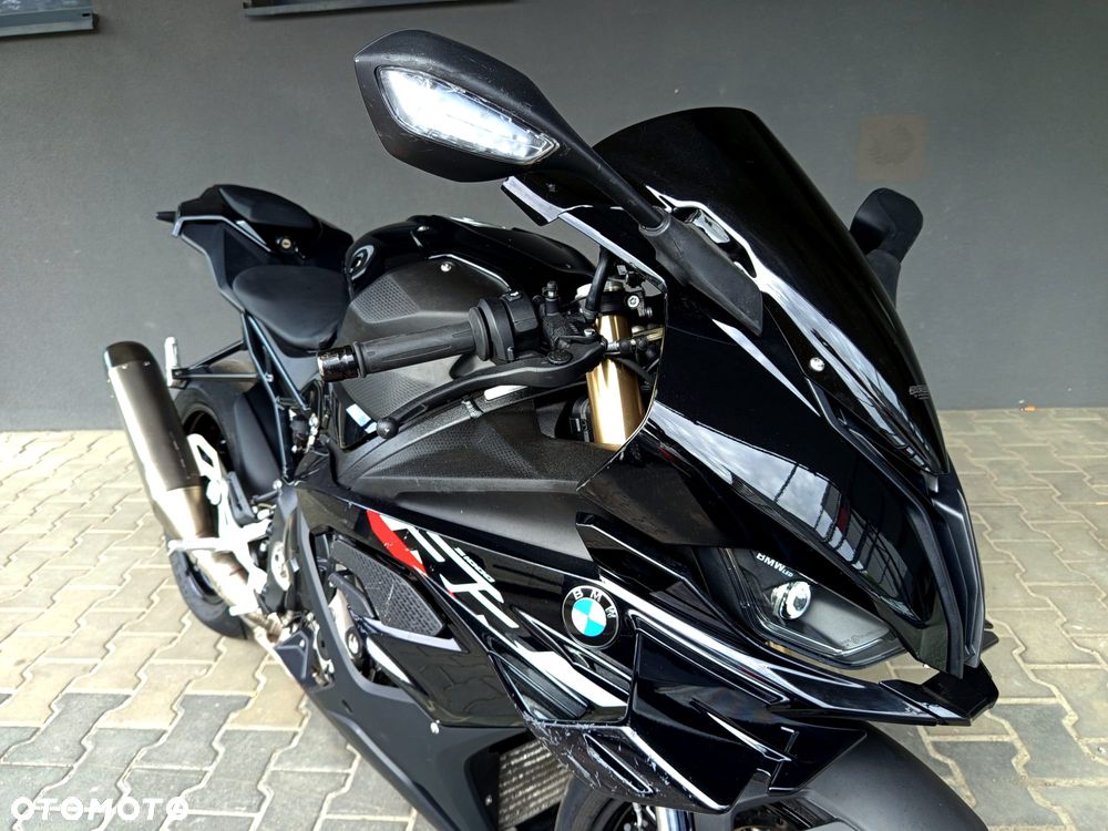 BMW S - 20