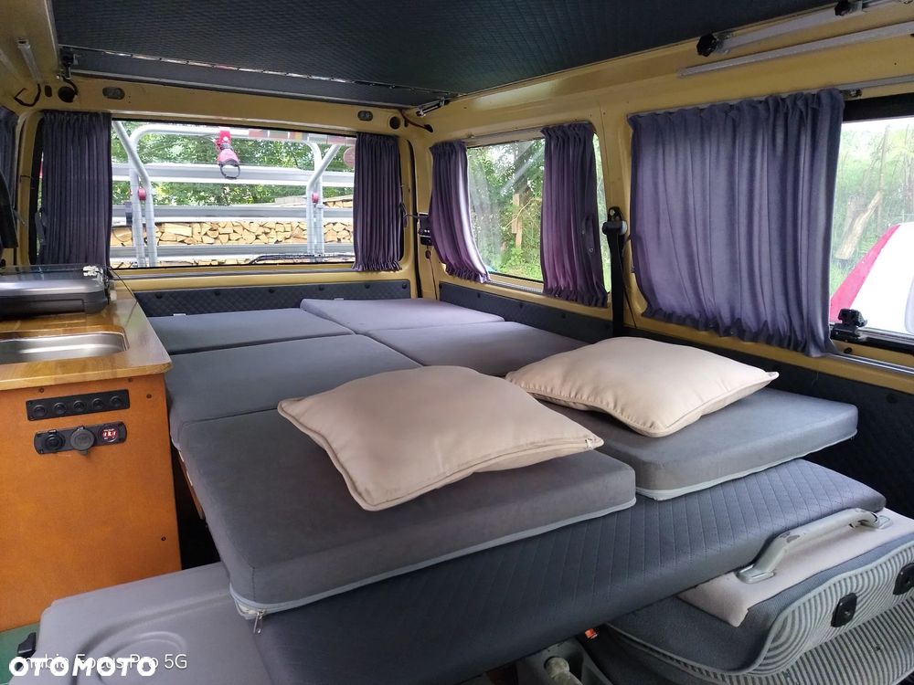 Volkswagen Transporter - 16