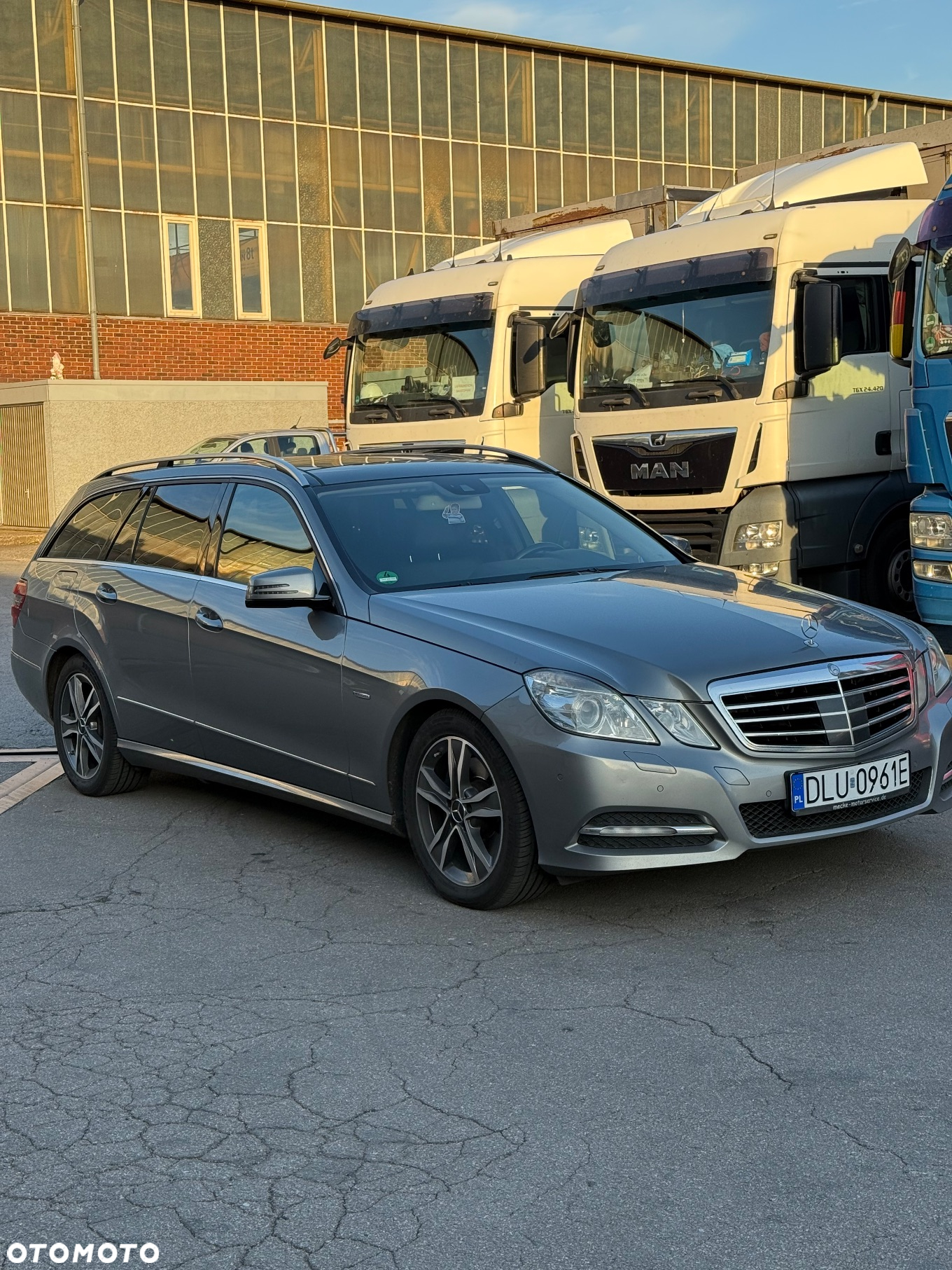 Mercedes-Benz Klasa E 250 CDI 4-Matic BlueEff Avantgarde - 3