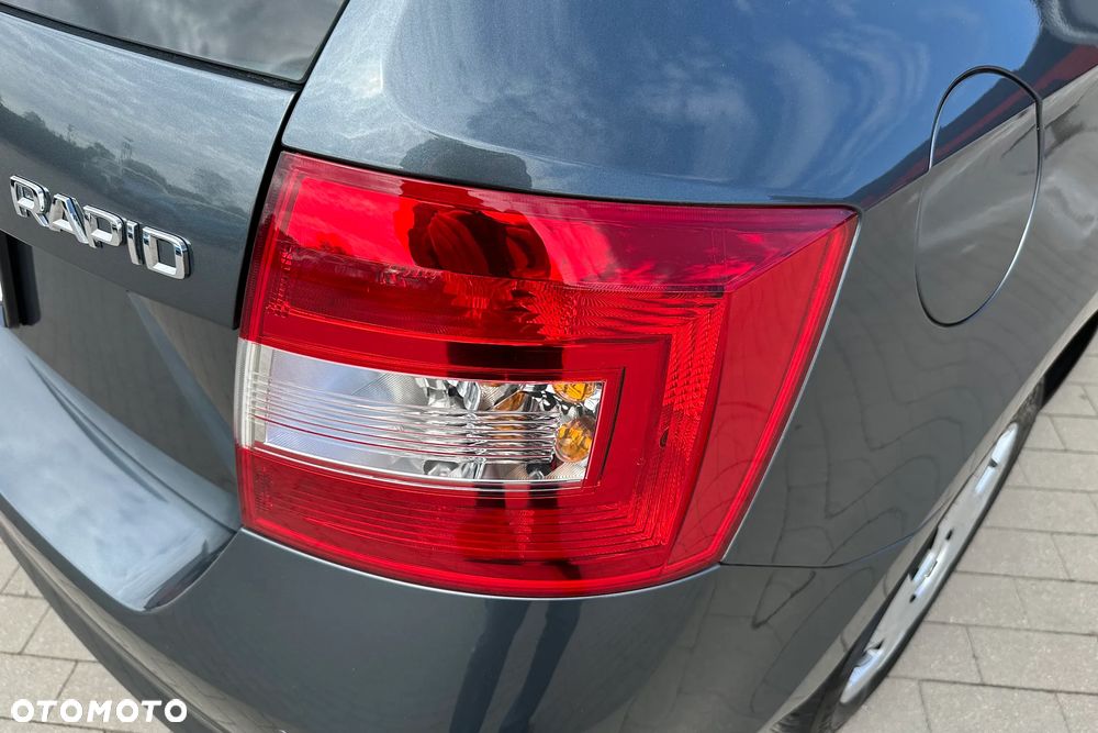 Skoda RAPID - 16