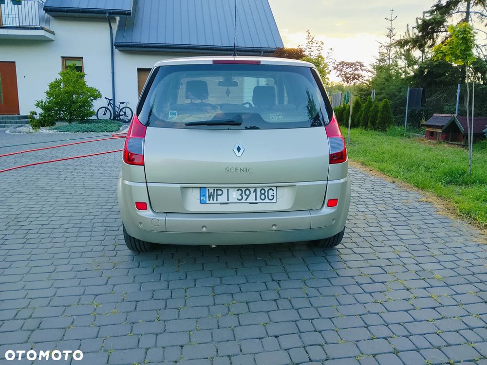 Renault Scenic - 25