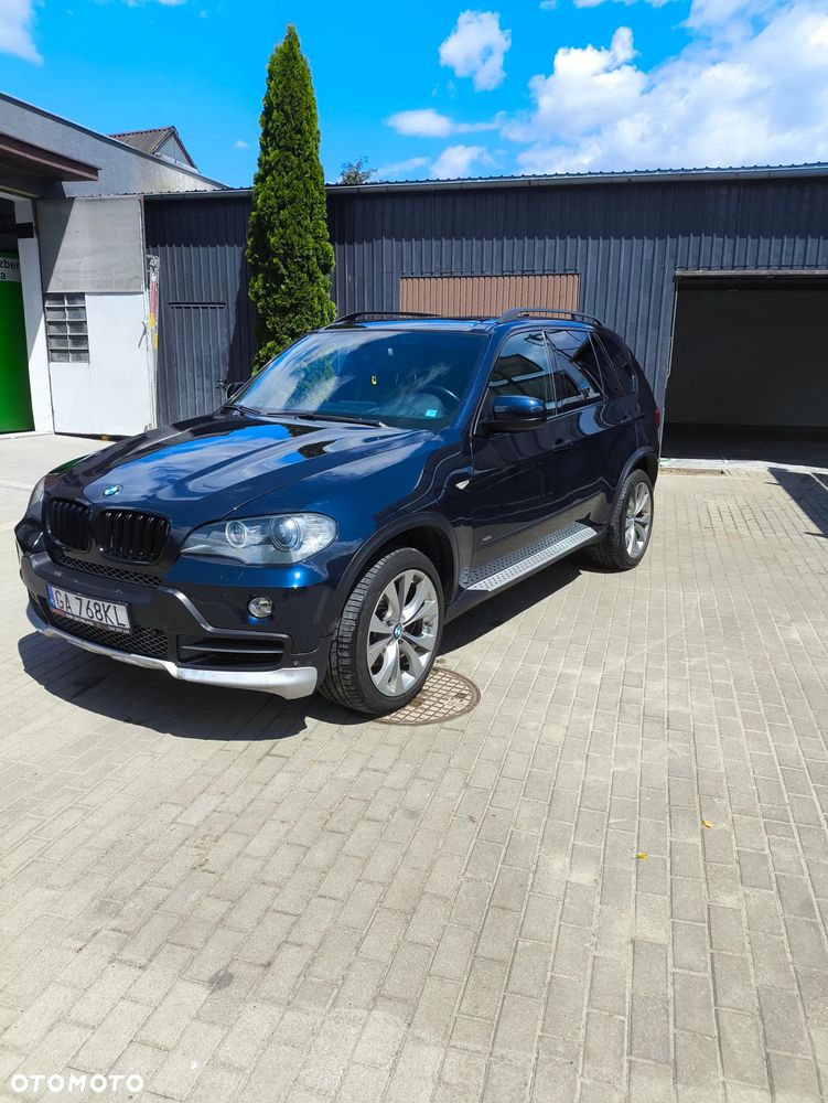 BMW X5 4.8i - 14