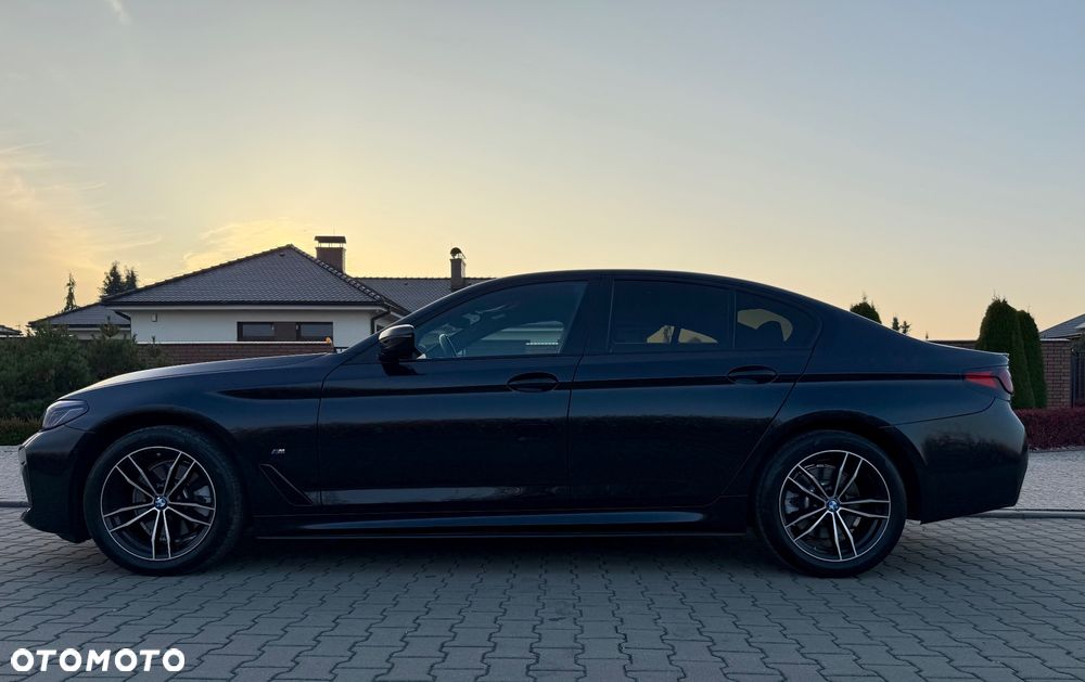 BMW Seria 5 520d xDrive M Sport sport - 3