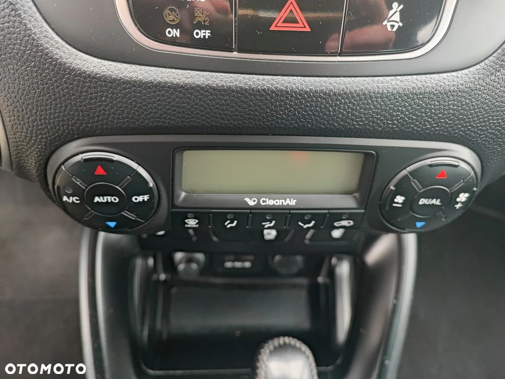 Hyundai ix35 2.0 4WD Automatik Premium - 23