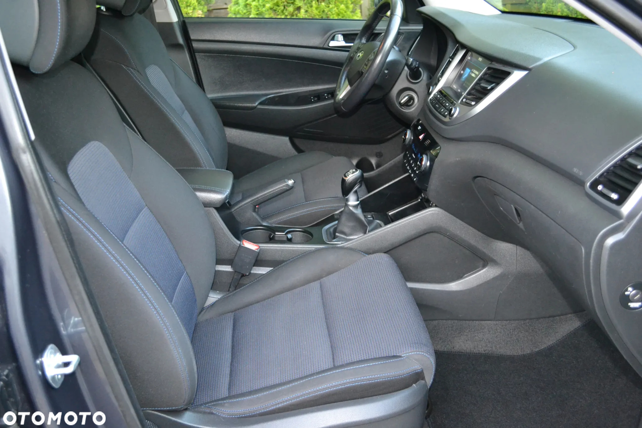 Hyundai Tucson 2.0 CRDI BlueDrive Comfort 2WD - 21