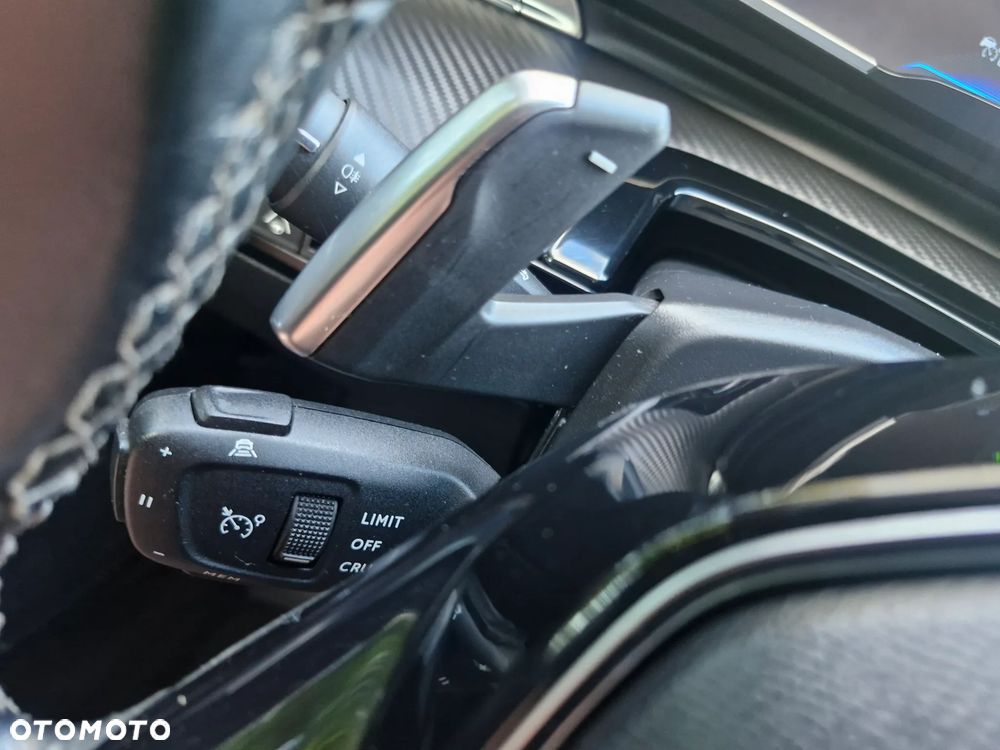 Peugeot 508 BlueHDi 130 EAT8 Allure Pack - 29