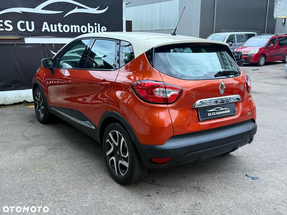 Renault Captur 0.9 Energy TCe Helly Hansen - 9