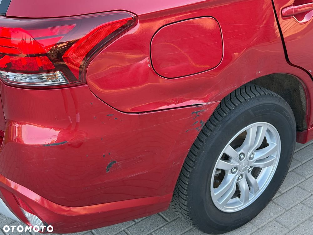 Mitsubishi Outlander Intense + - 28