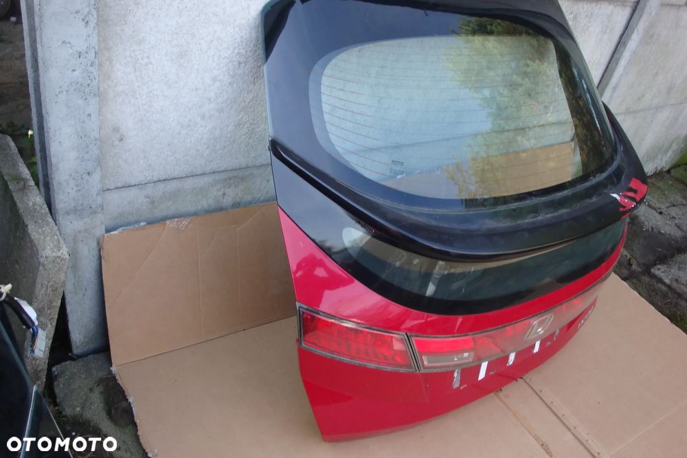HONDA CIVIC VIII UFO KLAPA TYLNA LAKIER R81 - 2