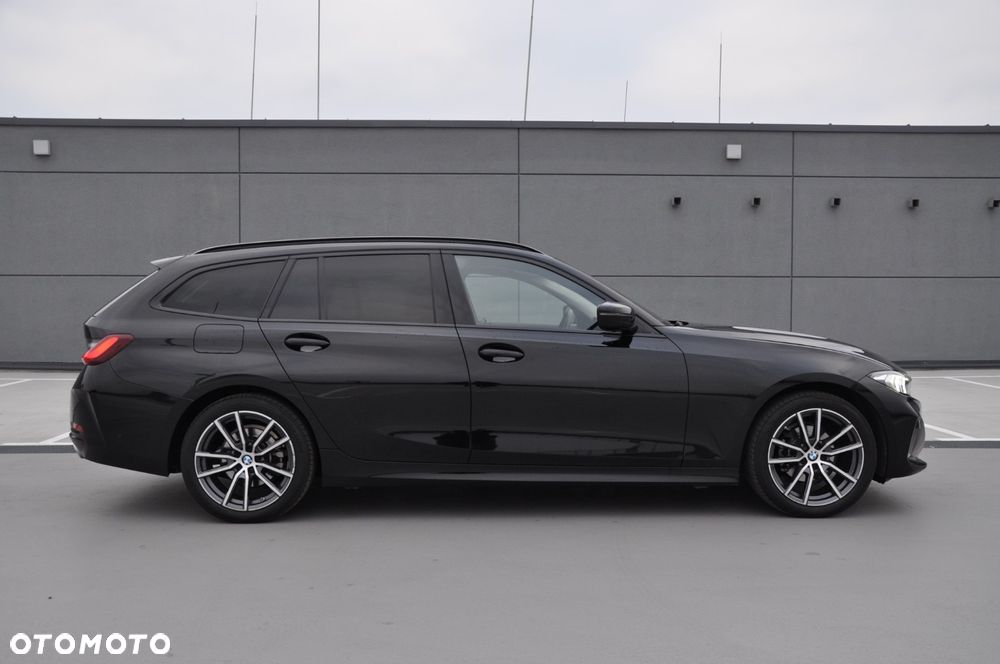 BMW Seria 3 318d MHEV Sport Line - 8