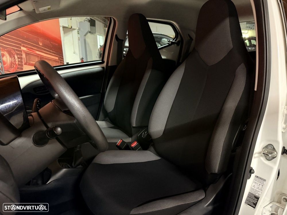 Toyota Aygo X 1.0 Envy - 7
